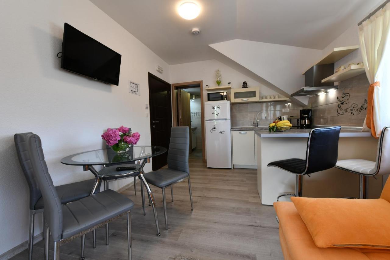 House Jelena Apartment Seliste Dreznicko Exterior foto